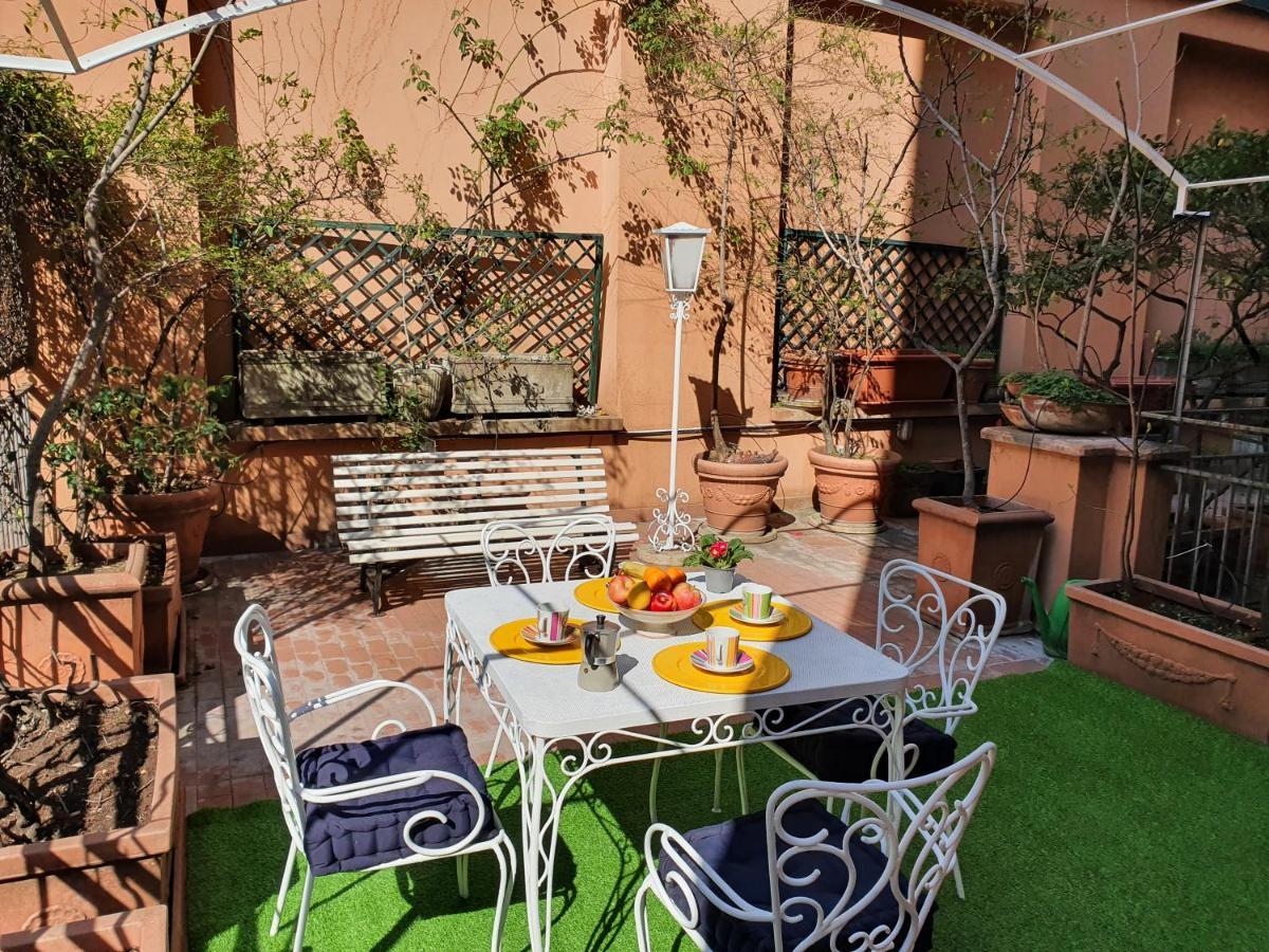 Alma Vacation Apartment In The Centre, Big Terrace Milan Bagian luar foto