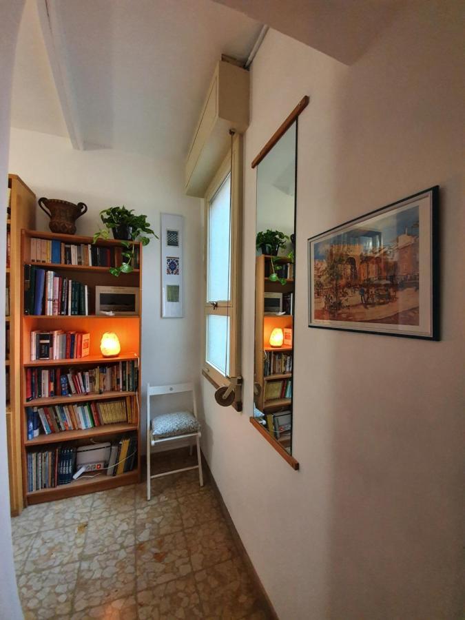 Alma Vacation Apartment In The Centre, Big Terrace Milan Bagian luar foto
