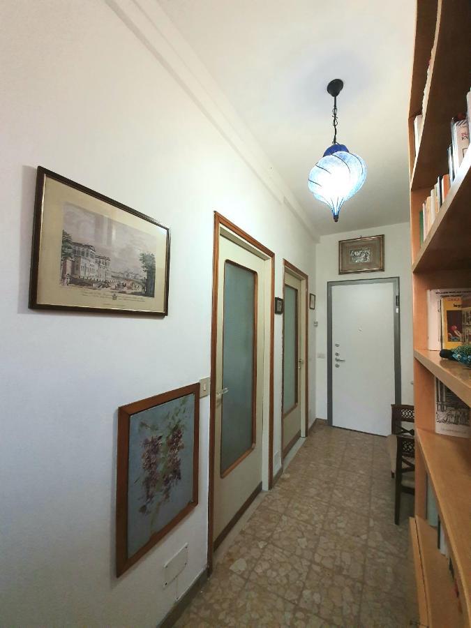 Alma Vacation Apartment In The Centre, Big Terrace Milan Bagian luar foto