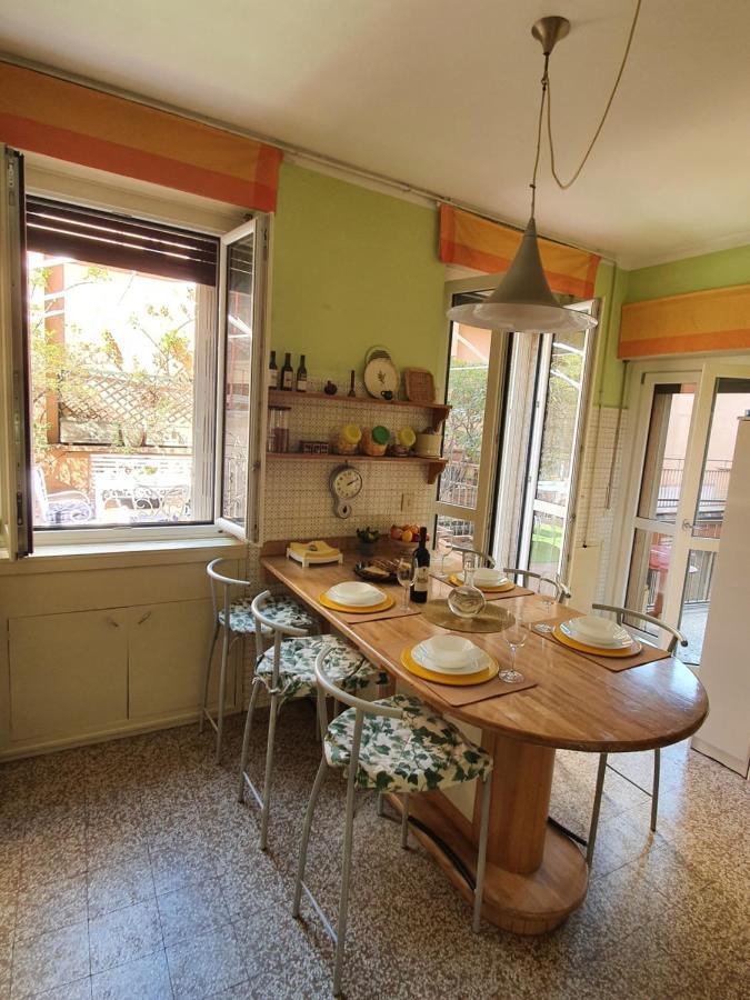 Alma Vacation Apartment In The Centre, Big Terrace Milan Bagian luar foto