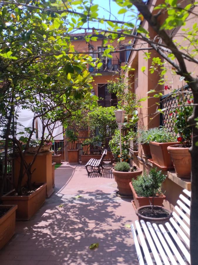 Alma Vacation Apartment In The Centre, Big Terrace Milan Bagian luar foto