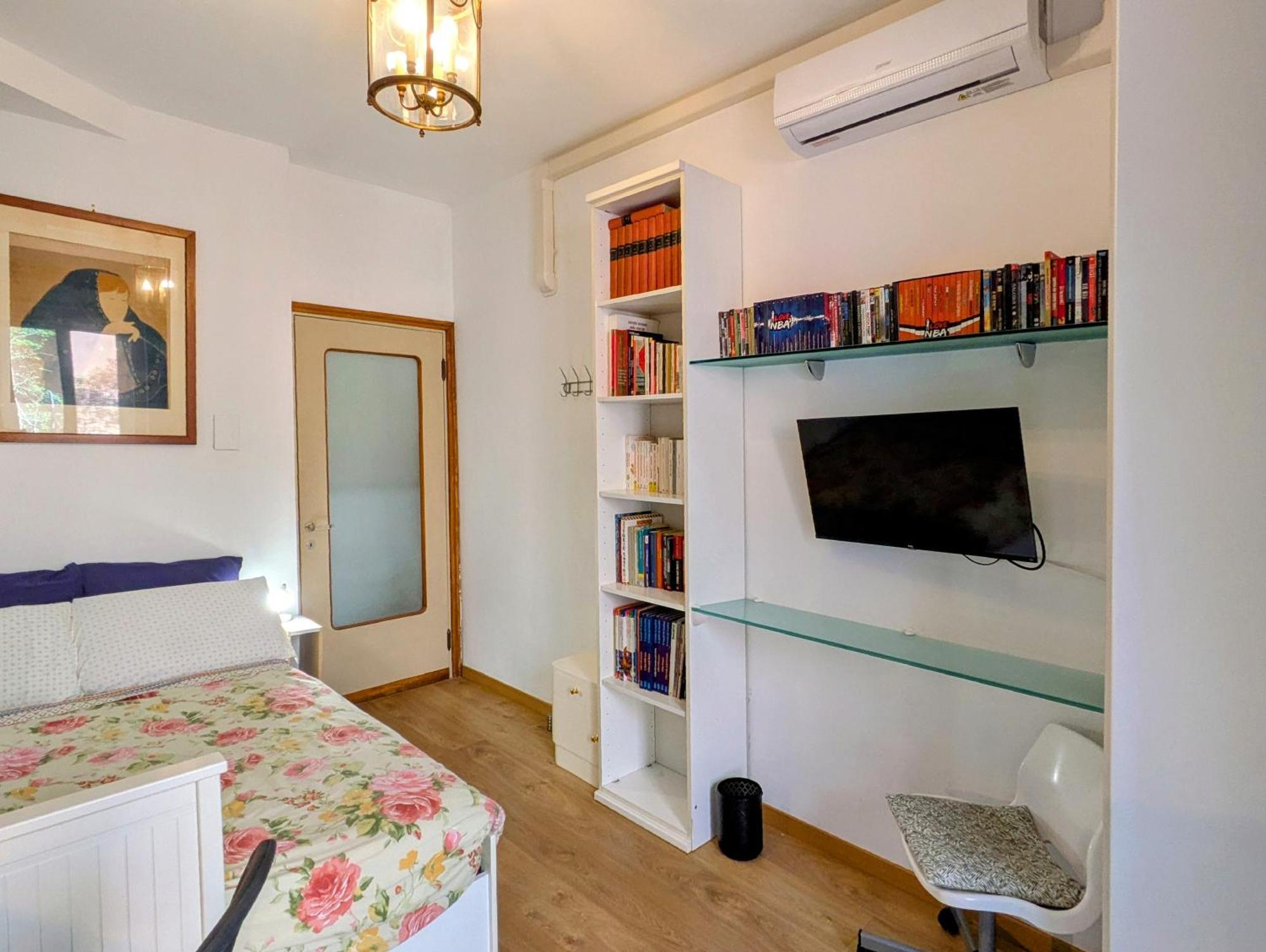 Alma Vacation Apartment In The Centre, Big Terrace Milan Bagian luar foto