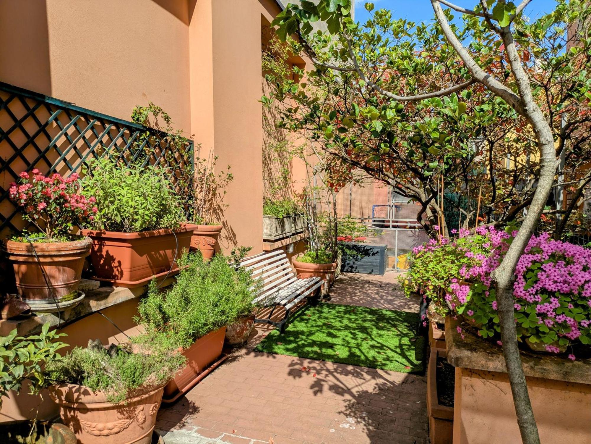 Alma Vacation Apartment In The Centre, Big Terrace Milan Bagian luar foto