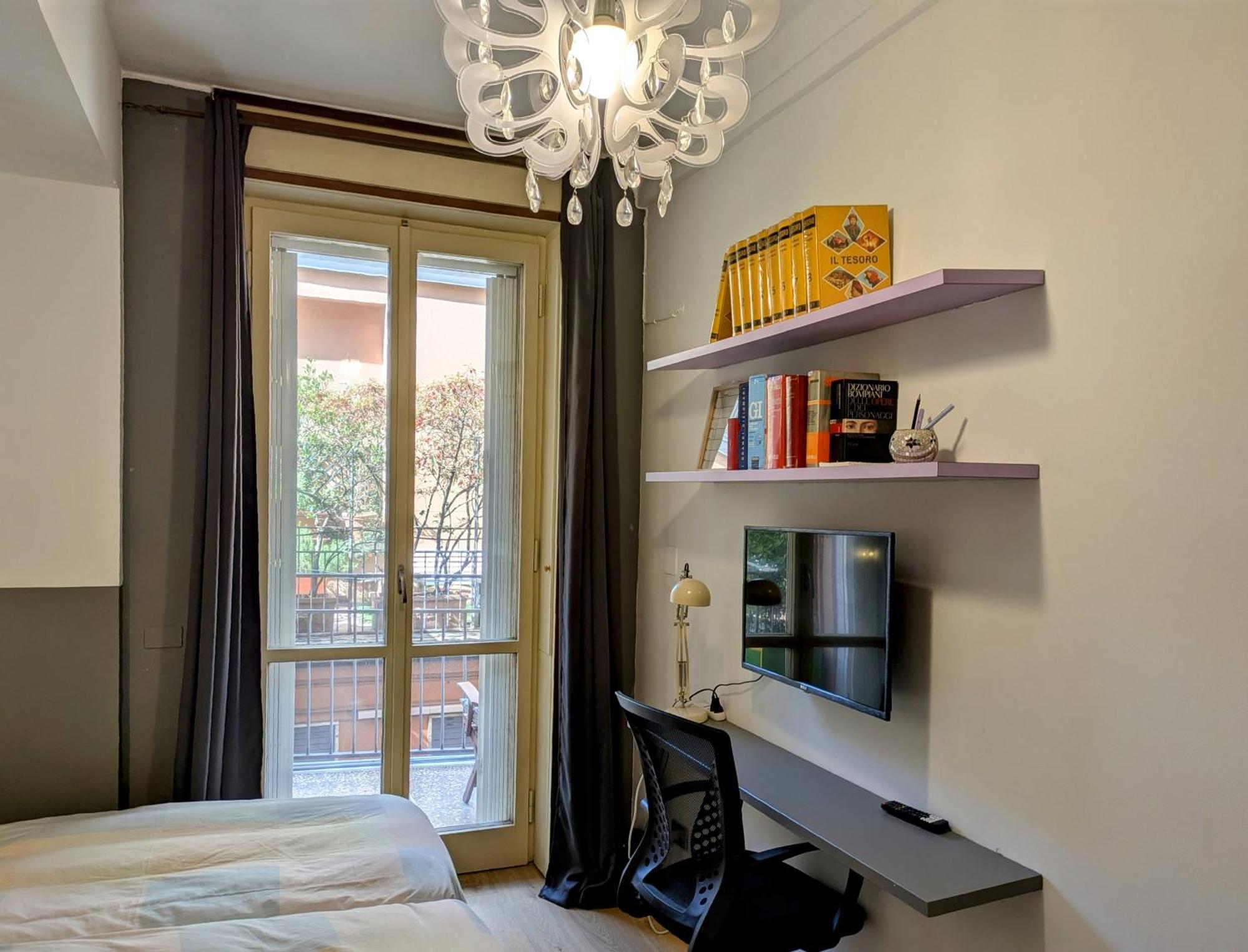 Alma Vacation Apartment In The Centre, Big Terrace Milan Bagian luar foto