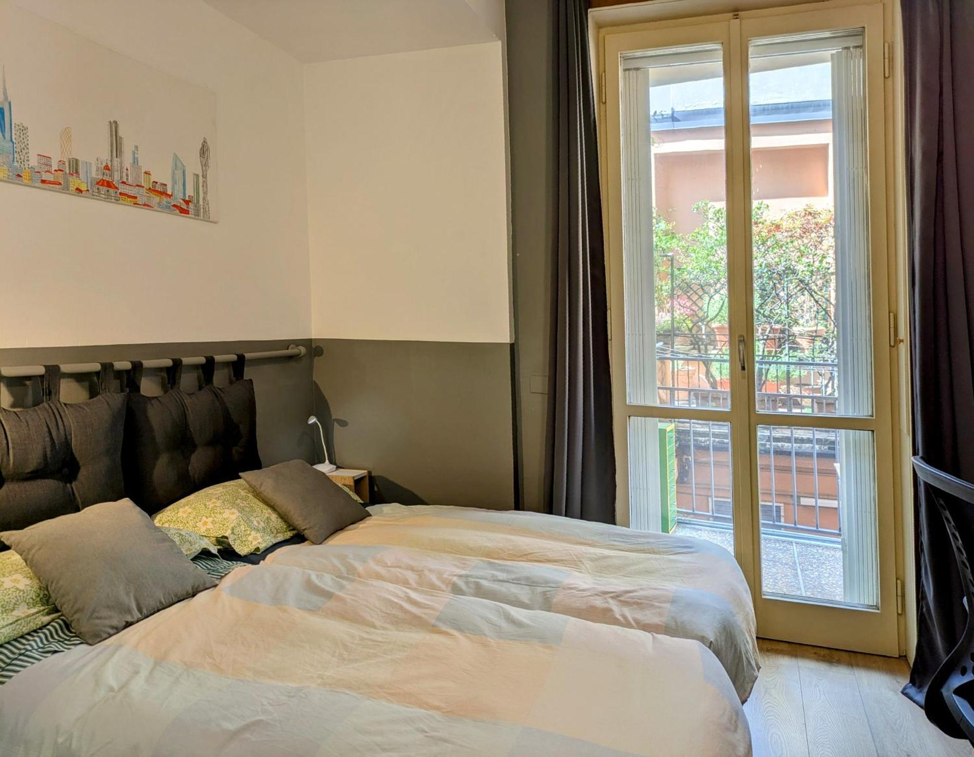 Alma Vacation Apartment In The Centre, Big Terrace Milan Bagian luar foto